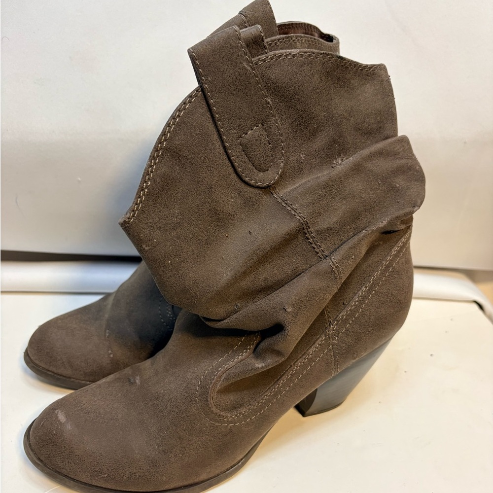 Rocket Dog Sheriff Women's Vintage Brown Suede Slouch Ankle Boots size 9.5
